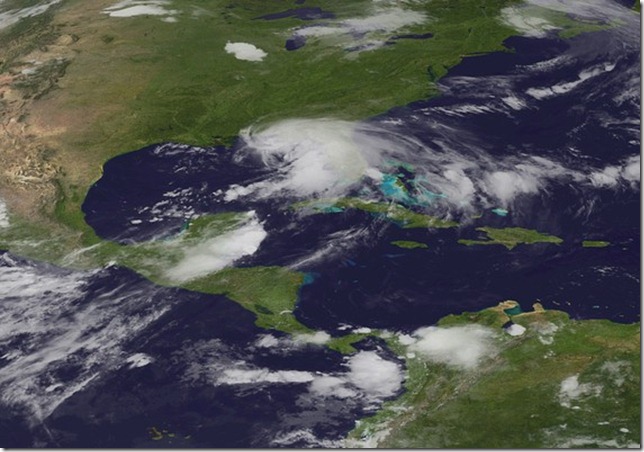 MW-AS378_Storm__20120624120840_MG