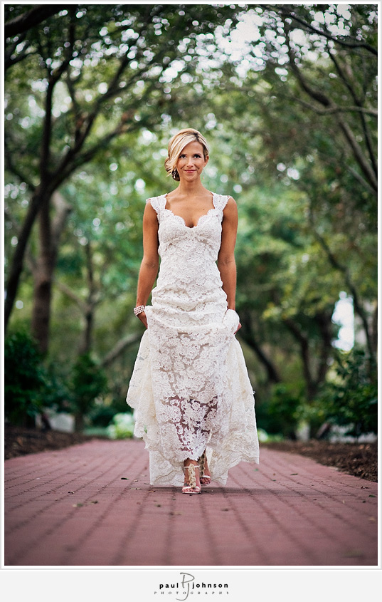 lace wedding dresss