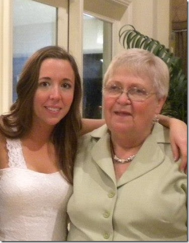 316663_430123140387047_1211612814_n