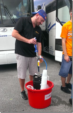 DAS Biergarten Dolphins Falcon Game (15)