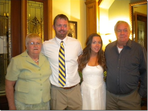 549074_430123360387025_1556075578_n