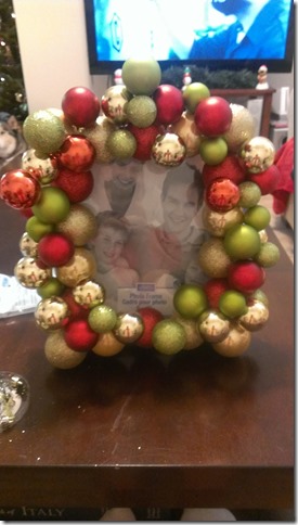 DIY Ornament Frame (1)