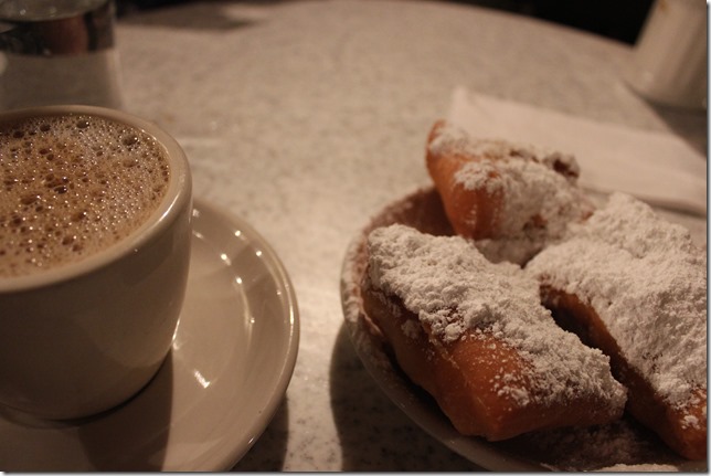 Cafe Du Monde New Orleans (2)