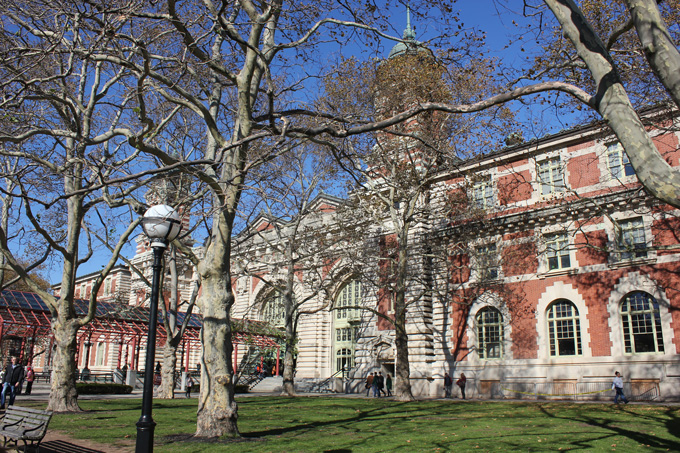 Ellis Island- Life Food and Beer