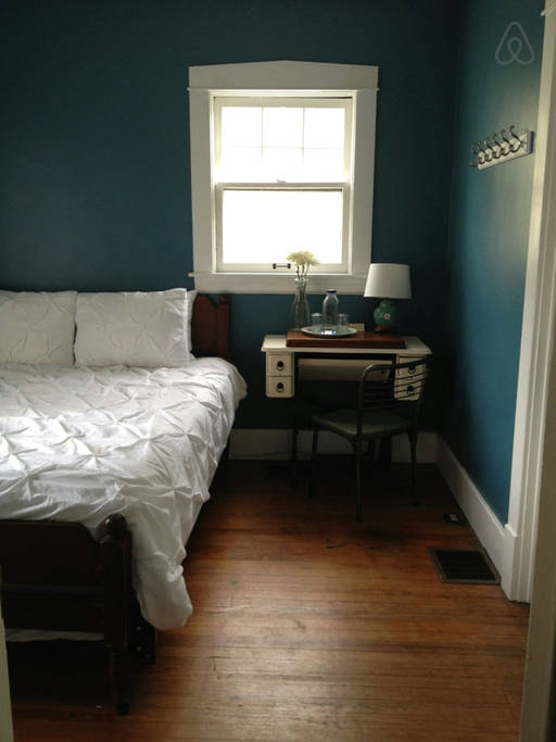 AirBnB- Life Food and Beer